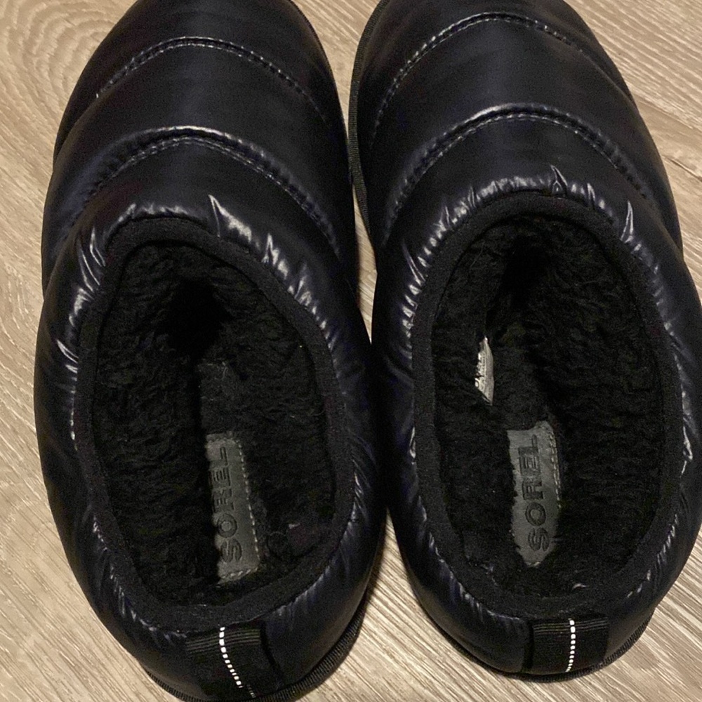 Sorel Slippers - Picture 4 of 5
